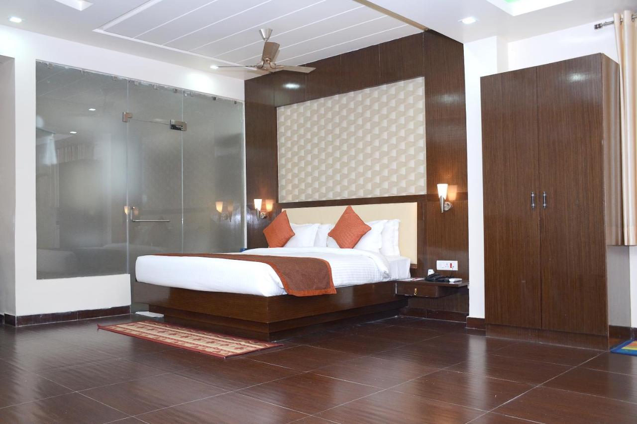 Vaishnavi Clarks Inn Buxar Exteriör bild